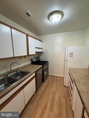 $1,800 | 3832 Bel Pre Road, Silver Spring, MD 20906