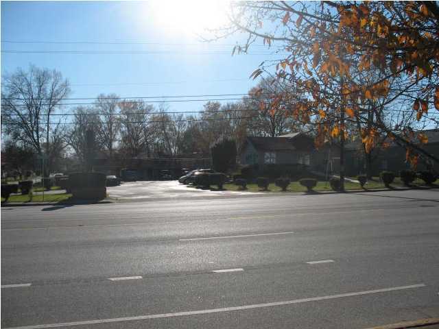 5346 Ringgold Road Chattanooga, TN 37412 - Photo 1 of 7 Primary Photo