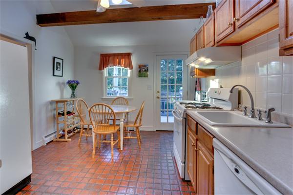 95 Edmands Road Framingham, MA 01701 - Photo 8 of 28