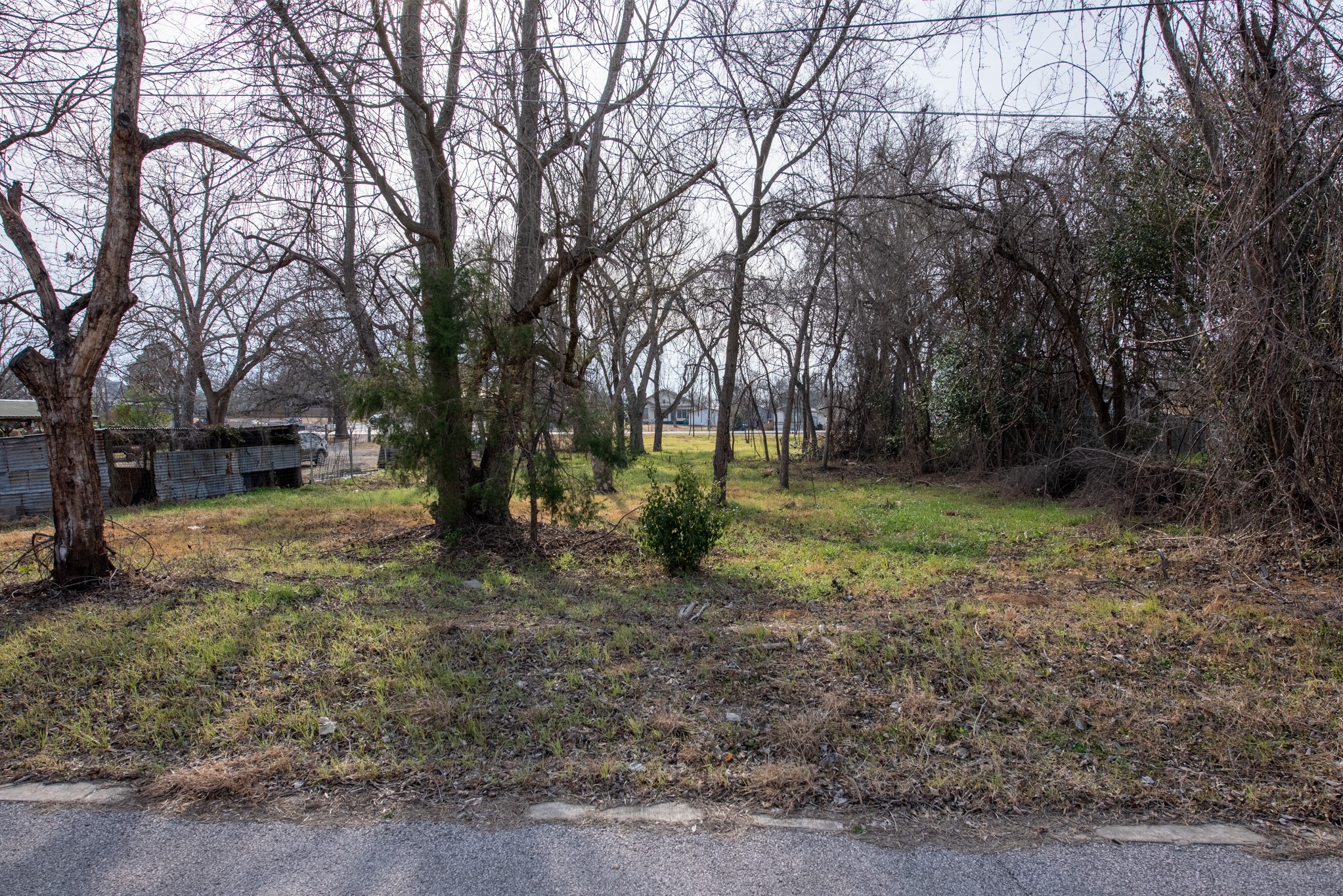 418 South Ave D Elgin, TX 78621 - Photo 4 of 29