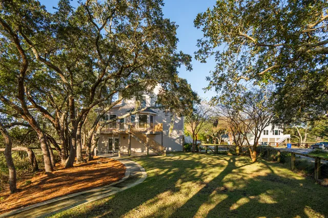 $1,599,000 | 1462 Harborsun Drive, Charleston, SC 29412