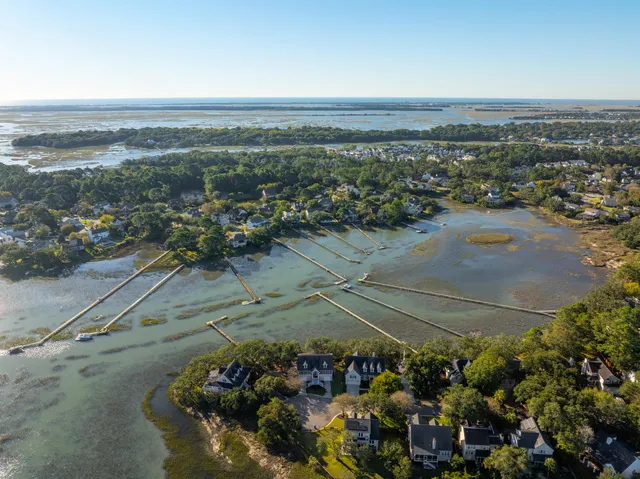 $1,599,000 | 1462 Harborsun Drive, Charleston, SC 29412