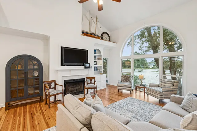 $1,599,000 | 1462 Harborsun Drive, Charleston, SC 29412