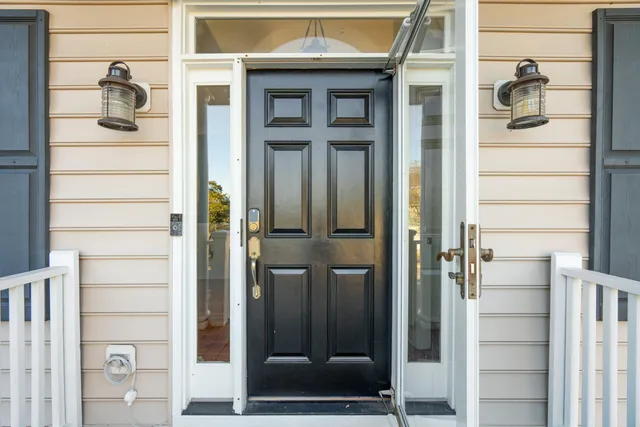 $1,599,000 | 1462 Harborsun Drive, Charleston, SC 29412