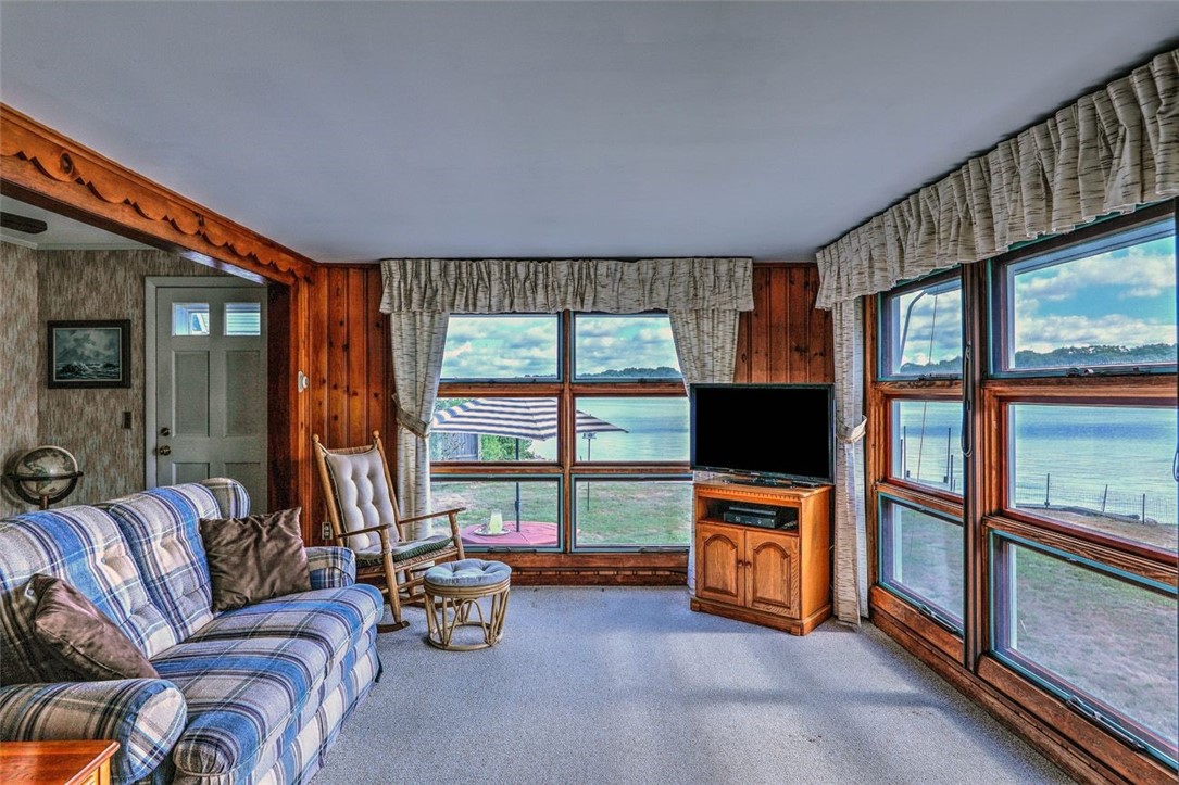 175 Middlebridge Road South Kingstown, RI 02879 - Photo 11 of 30 Living Room with View of Water