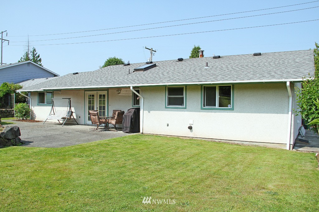 2110 Shattuck Avenue South Renton, WA 98055 - Photo 12 of 14