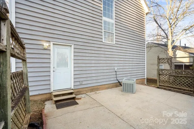 $330,000 | 8927 Little Hampton Place, Charlotte, NC 28215