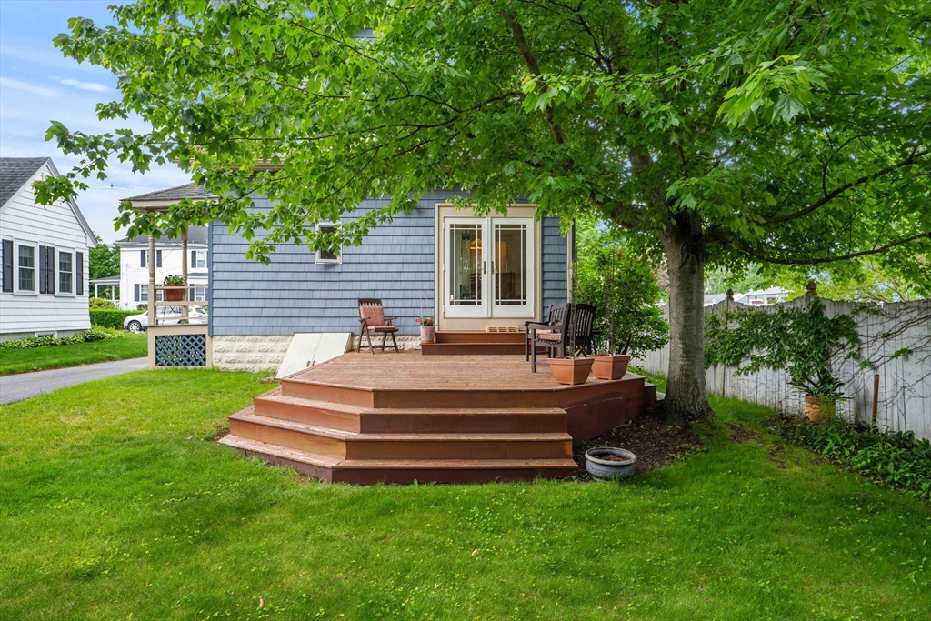 29 Newcastle Road Peabody, MA 01960 - Photo 30 of 38