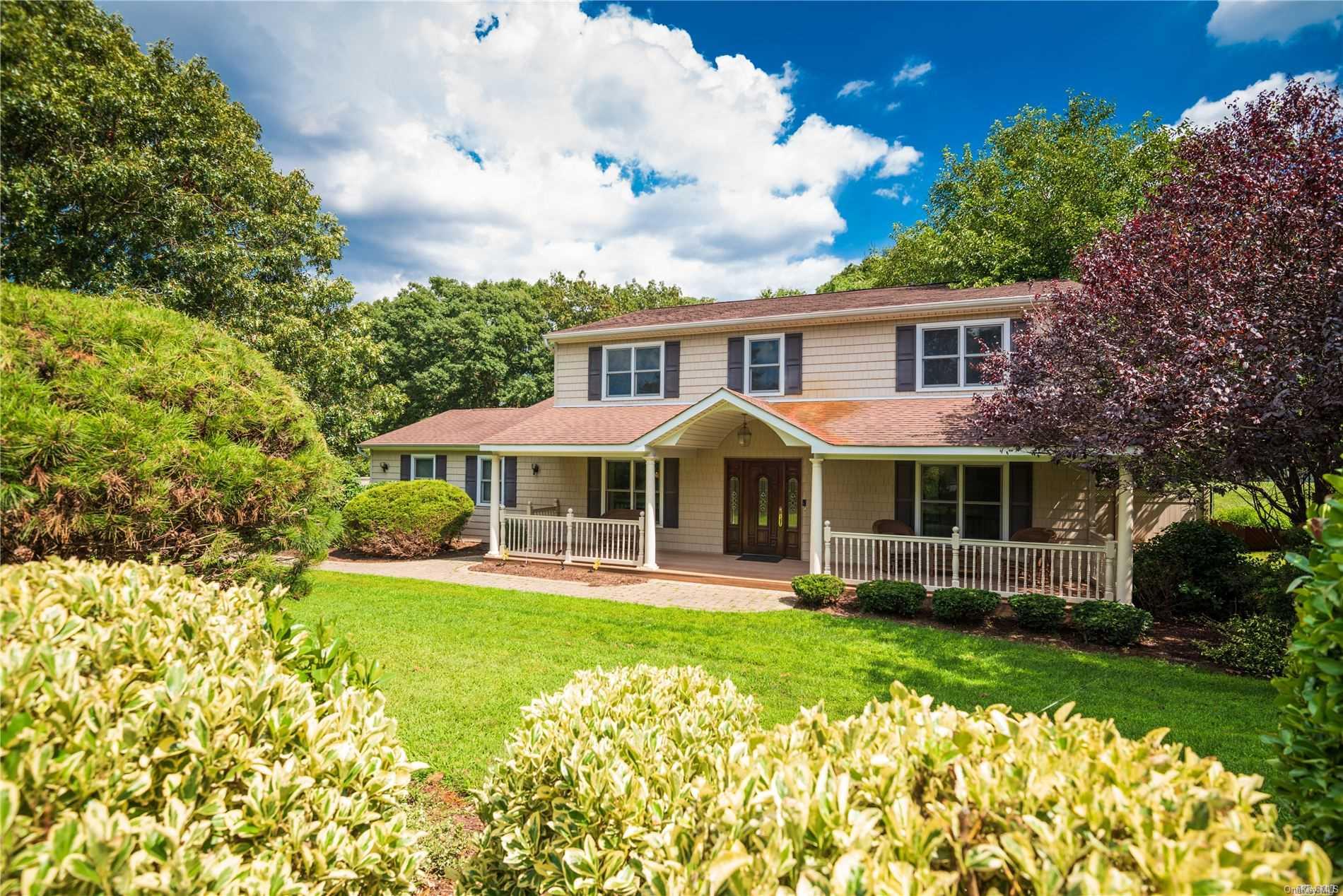 83 Wicks Path Commack, NY 11725 - Photo 1 of 1 Front