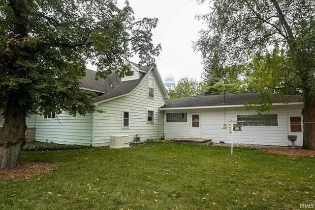 $244,000 | 303 East Main Street, Medaryville, IN 47957