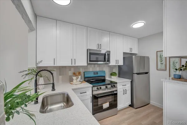 $298,000 | 14483 East Arizona Avenue, Aurora, CO 80012