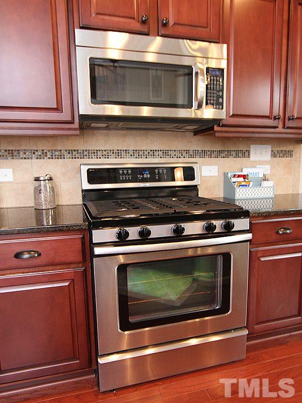 4007 Red Grape Drive Raleigh, NC 27607 - Photo 8 of 25