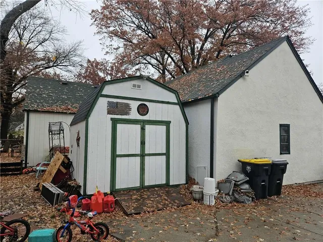 $230,000 | 5030 Northeast Marvin Road, Kansas City, MO 64118