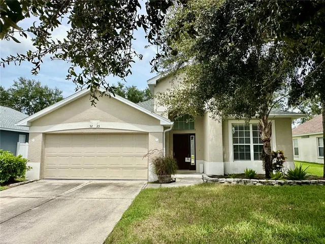 $2,600 | 5223 58th Terrace East, Bradenton, FL 34203