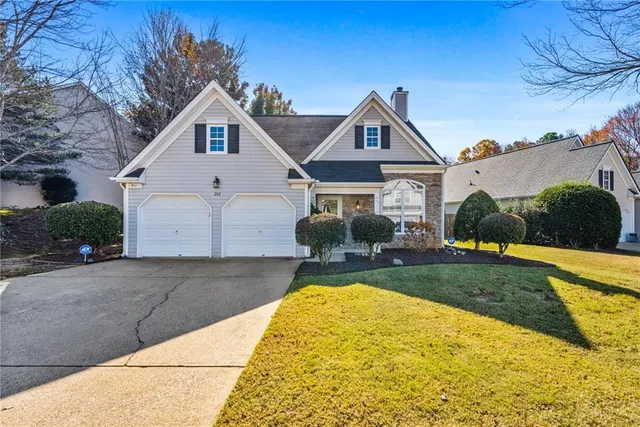 $425,000 | 202 Weatherstone Crossing, Woodstock, GA 30188