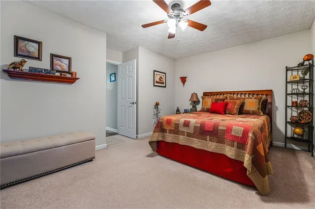 $425,000 | 202 Weatherstone Crossing, Woodstock, GA 30188