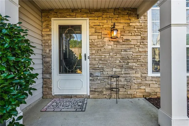 $425,000 | 202 Weatherstone Crossing, Woodstock, GA 30188