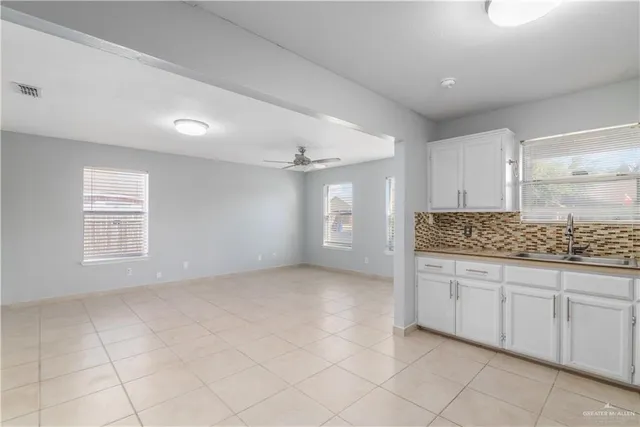 $1,200 | 1804 Grayson Avenue, McAllen, TX 78504
