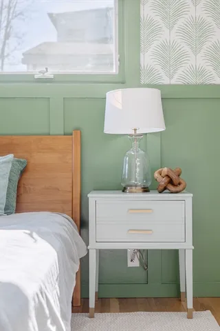 $3,975 | 1 Goodwins Court, Marblehead, MA 01945