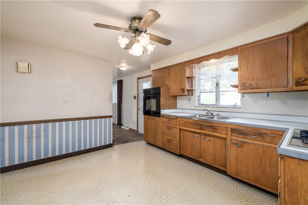 72 Fulton Road Canonsburg, PA 15317 - Photo 5 of 19 Gallery Image 5
