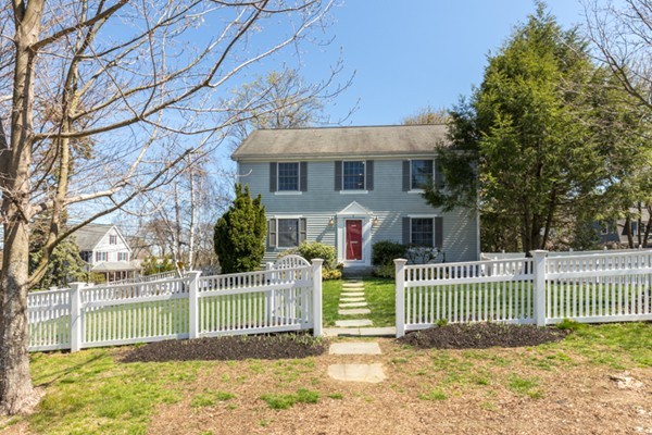 8 Baker Avenue Lexington, MA 02421 - Photo 2 of 30
