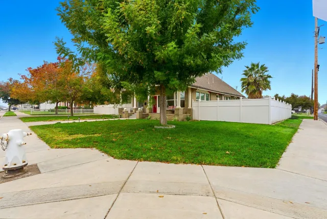 $405,000 | 1250 North Harris Street, Hanford, CA 93230