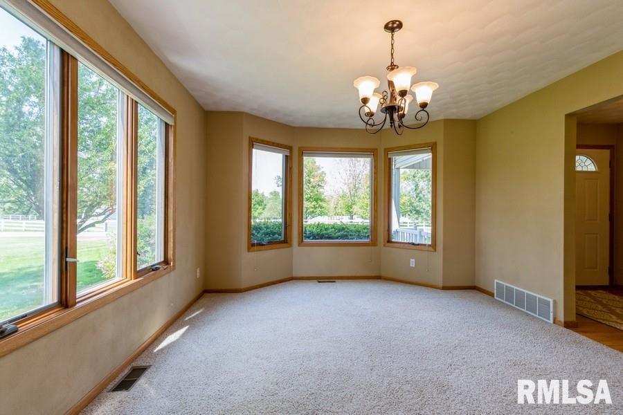 8429 149th Street West Taylor Ridge, IL 61284 - Photo 13 of 31