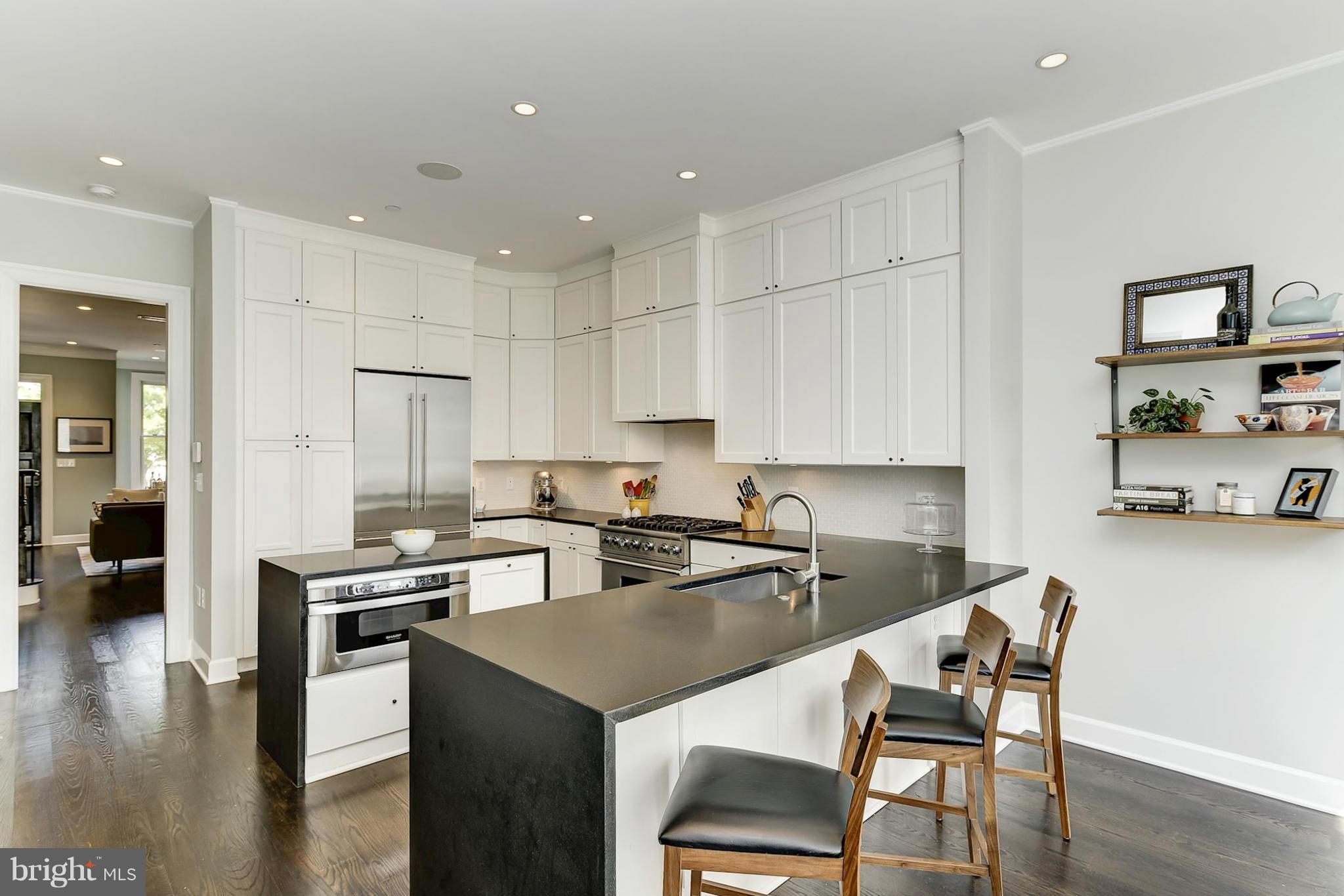 327 9th Street Northeast Washington, DC 20002 - Photo 8 of 30 Kitchen