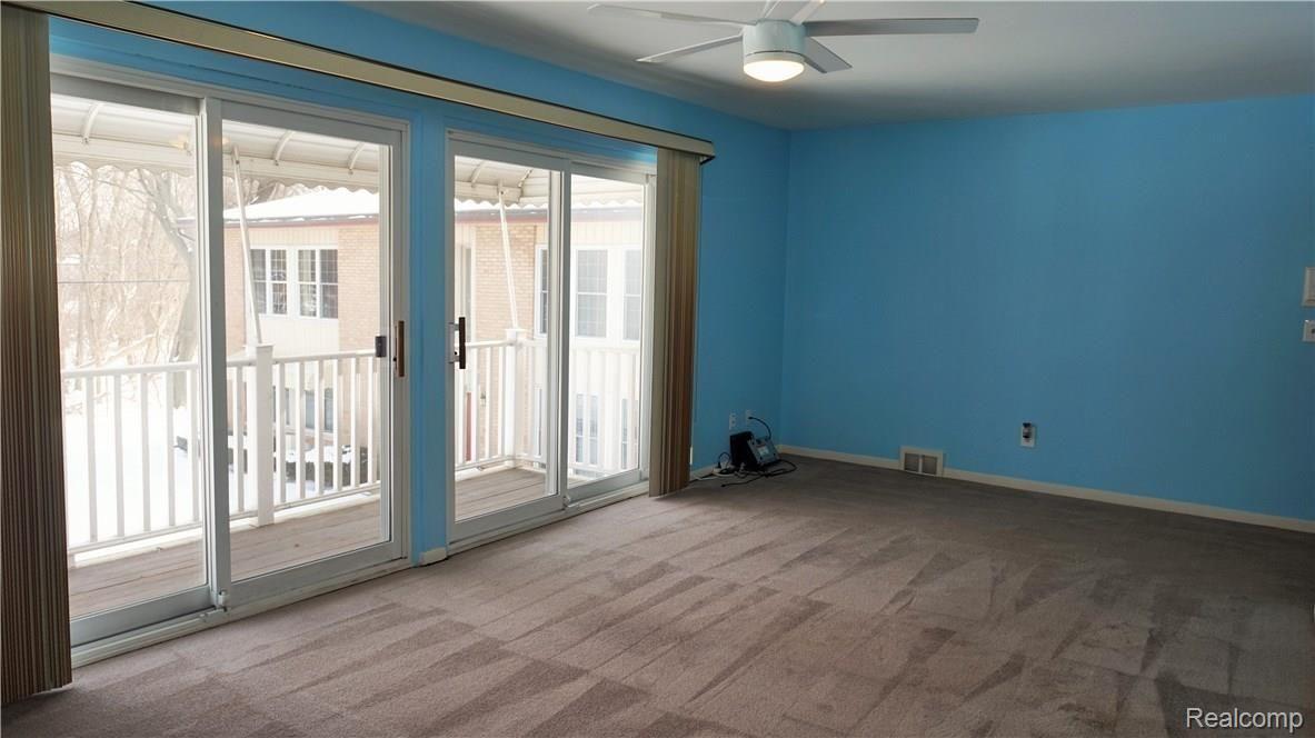1199 South Sheldon Road, Unit 91 Plymouth, MI 48170 - Photo 6 of 15 6 Living.JPG