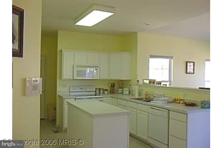 4620 Runnymeade Road Owings Mills, MD 21117 - Photo 2 of 6 Kitchen
