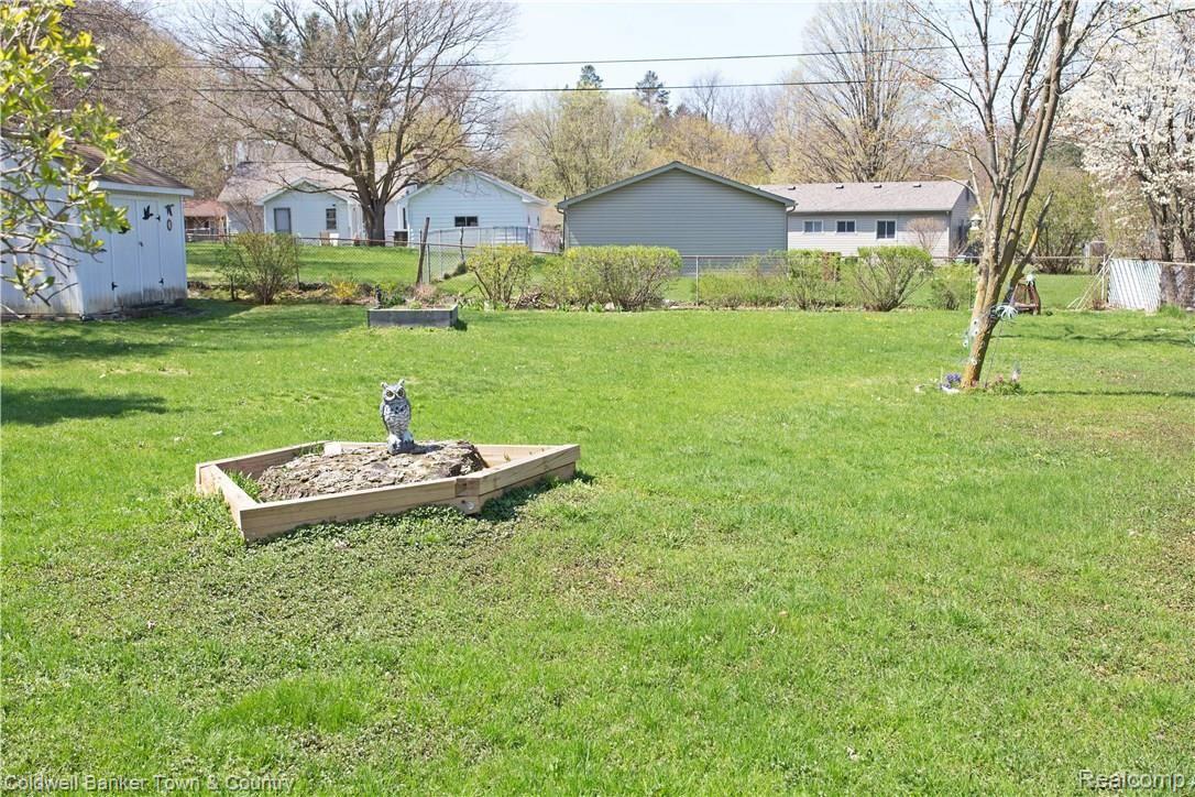 4323 Marcus Road Waterford, MI 48329 - Photo 28 of 36 IMG_4193.JPG