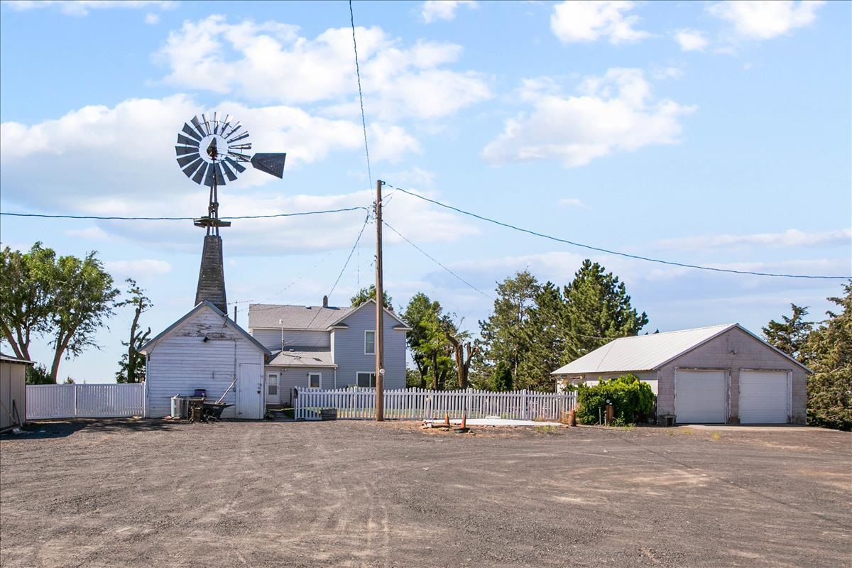 1869 Seivers Road Ritzville, WA 99169 - Photo 3 of 39