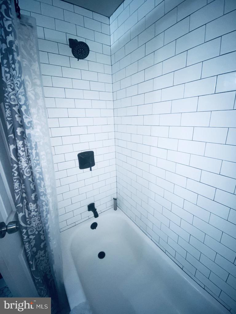 12636 Medford Road Philadelphia, PA 19154 - Photo 19 of 31