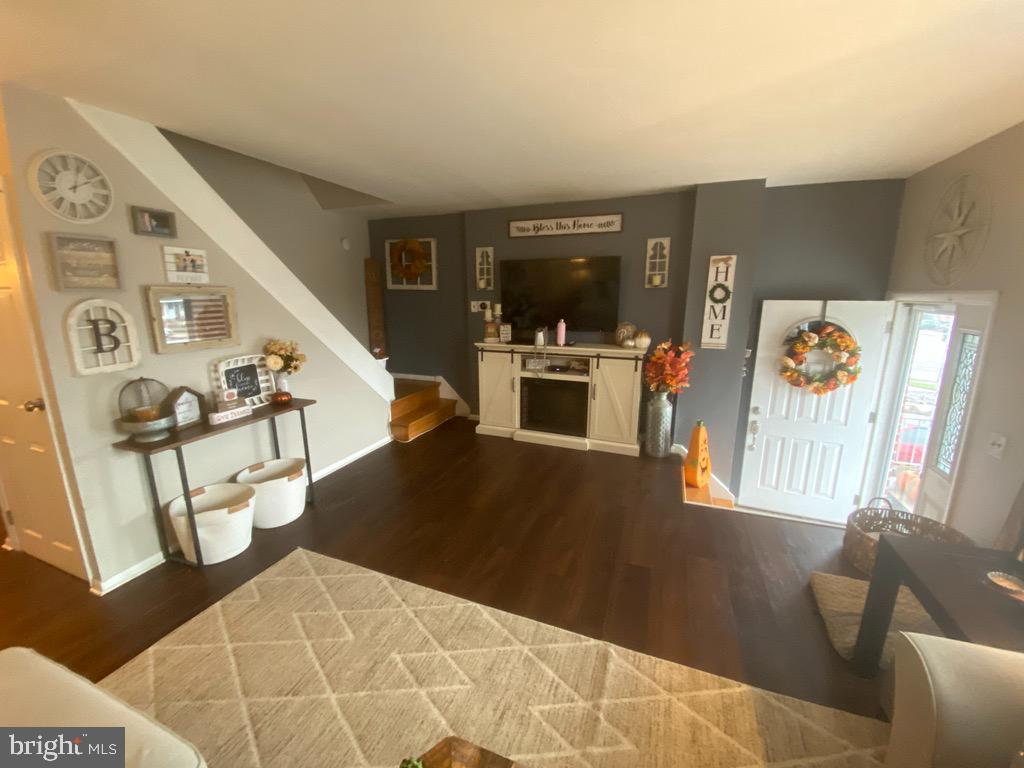 12636 Medford Road Philadelphia, PA 19154 - Photo 7 of 31