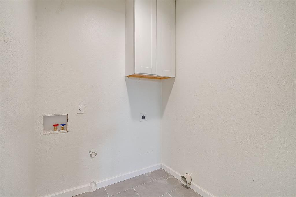 508 Virginia Street Graham, TX 76450 - Photo 8 of 19