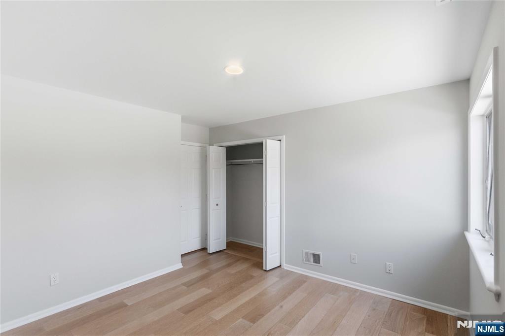 131 Haase Avenue Paramus, NJ 07652 - Photo 24 of 50