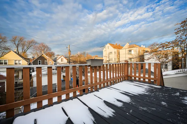 $1,075,000 | 2516 West Lyndale Street, Chicago, IL 60647
