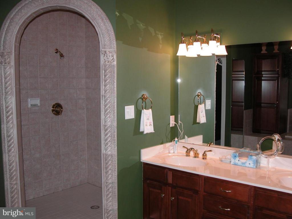 357 North Farm Drive, Unit 45 Lititz, PA 17543 - Photo 32 of 61