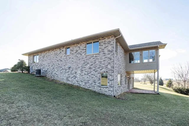 $439,900 | 3828 Courtney Court, Hazel Green, WI 53811