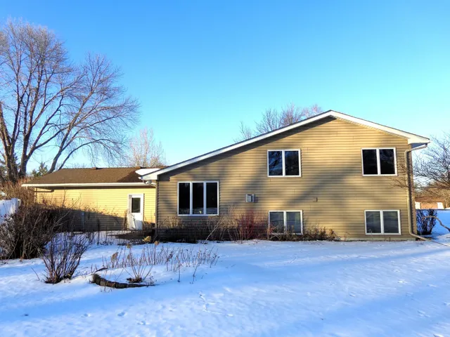 $450,000 | 11071 26th Street Northeast, St. Michael, MN 55376