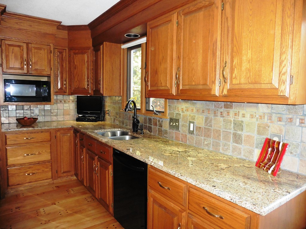 22 Red Gap Road Wilbraham, MA 01095 - Photo 5 of 30 Gallery Image 5