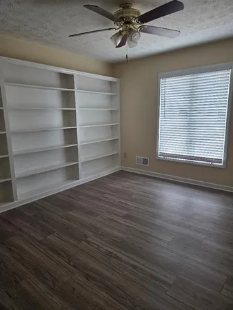 $1,800 | 2120 Fieldstone View Court Southeast, Conyers, GA 30013