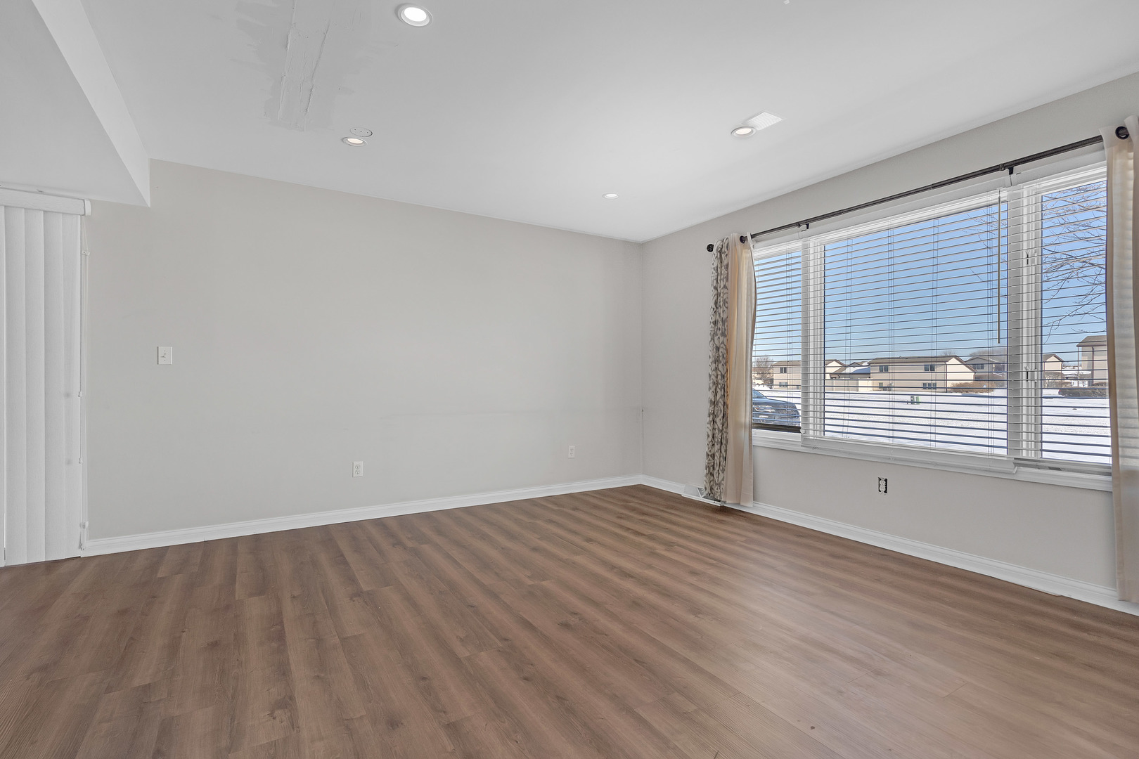 730 Lake Road, Unit 730 New Lenox, IL 60451 - Photo 3 of 26