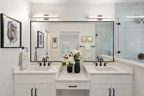 $1,495,000 | 5721 Louise Lane, Austin, TX 78757