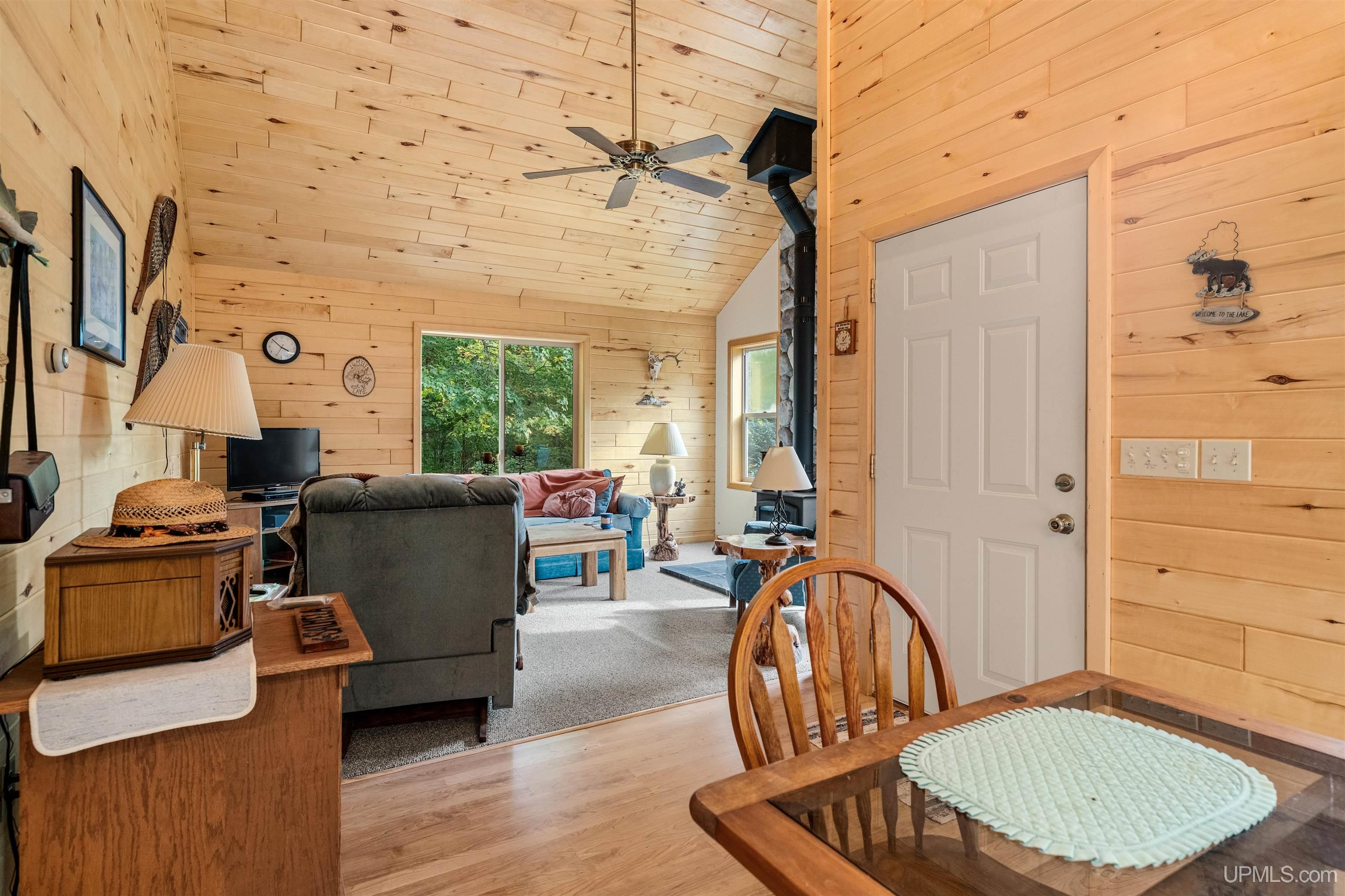 E6971 Maple Grove Road Munising, MI 49862 - Photo 13 of 61 Gallery Image 13