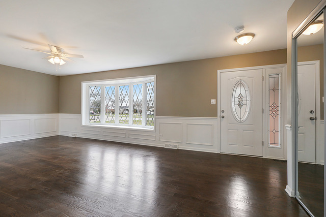 6016 Beechwood Road Matteson, IL 60443 - Photo 3 of 15