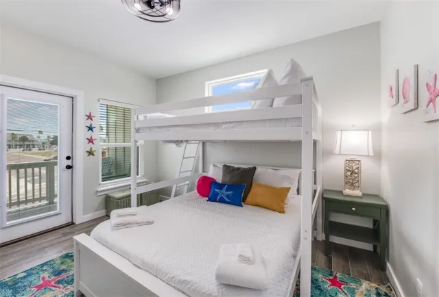 $944,900 | 603 East Avenue G, Unit 101, Port Aransas, TX 78373