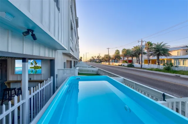 $944,900 | 603 East Avenue G, Unit 101, Port Aransas, TX 78373