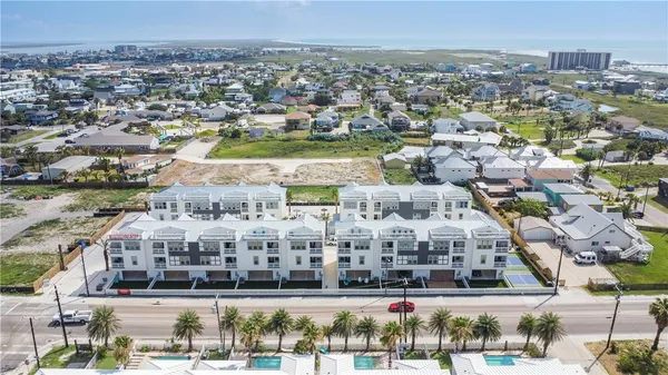 $944,900 | 603 East Avenue G, Unit 101, Port Aransas, TX 78373