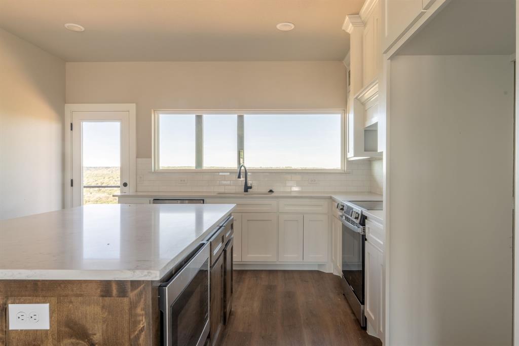 9100 Cherokee Court Rio Vista, TX 76093 - Photo 12 of 36